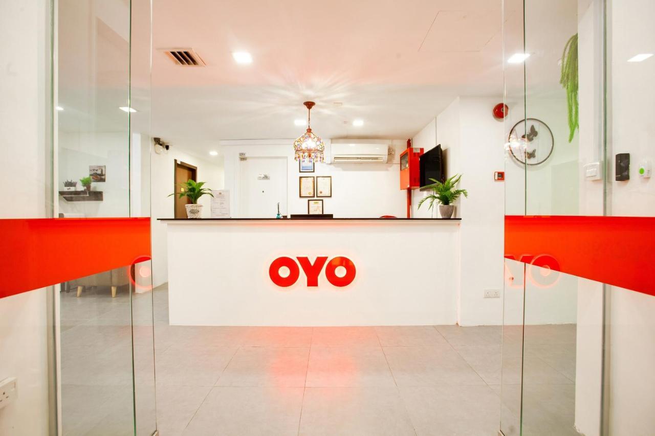 Oyo 89631 988 Hotel Johor Bahru Ngoại thất bức ảnh