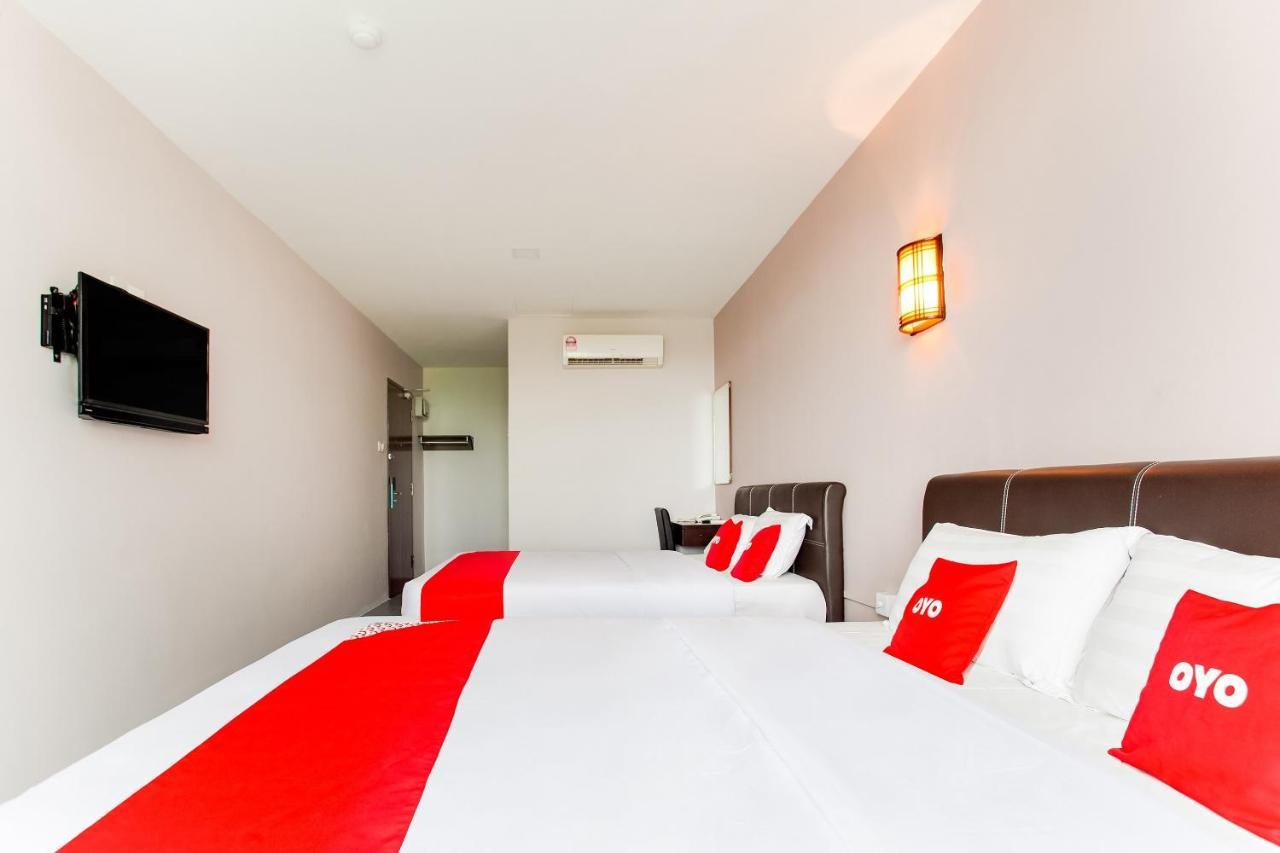 Oyo 89631 988 Hotel Johor Bahru Ngoại thất bức ảnh